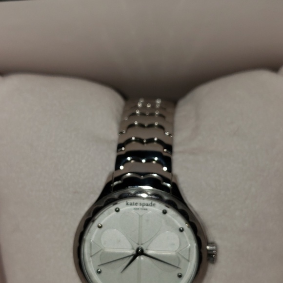 kate spade scallop stainless steel bracelet watch - Picture 3 of 5